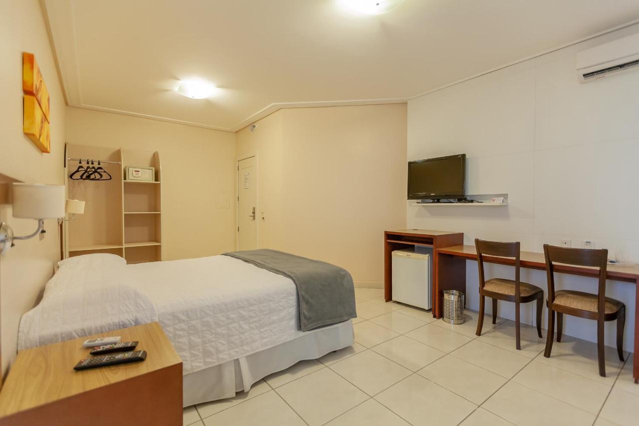 Tri Hotel Executive Criciuma Criciuma  Exteriör bild