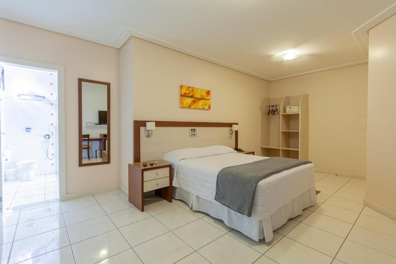 Tri Hotel Executive Criciuma Criciuma  Exteriör bild